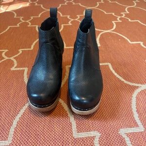 Calou Stockholm "Doris" Clog Bootie - Black